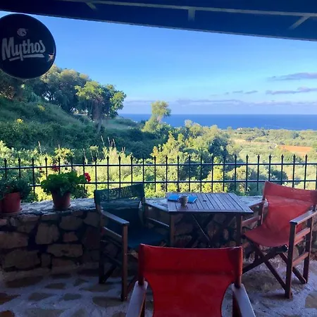 Apartment Sarantos Pool Lakithra