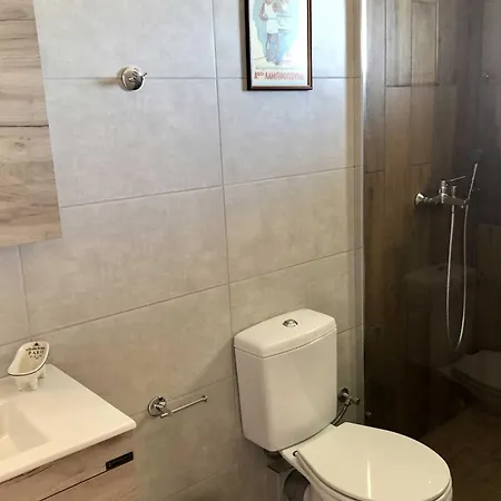 Apartment Sarantos Pool Lakithra