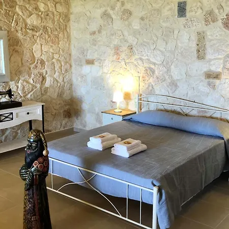 Apartment Sarantos Pool Lakithra